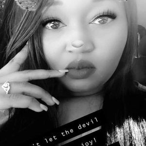 Meet your Posher, Latoya